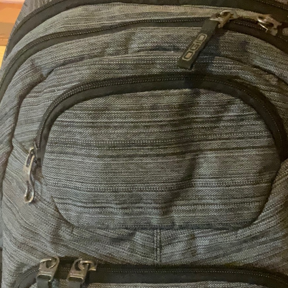 Ogio Black Backpack Versatile Durable Design - image 6